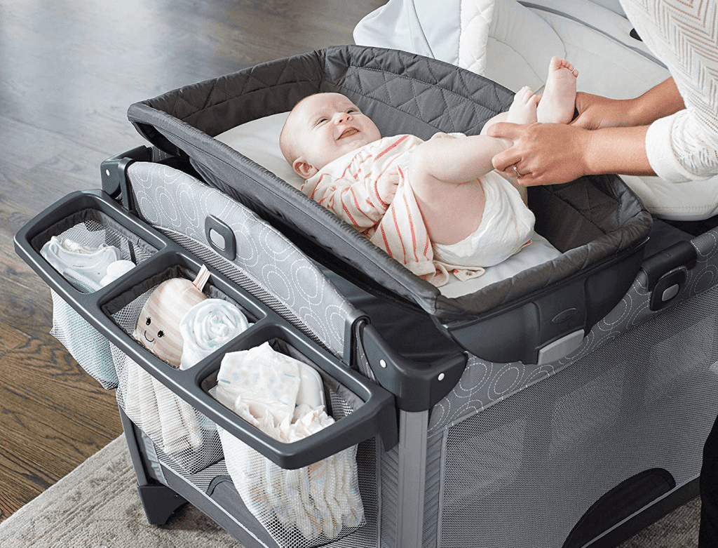 Graco-Pack-n-Play-Playard-with-Twins-Bassinet-Vance